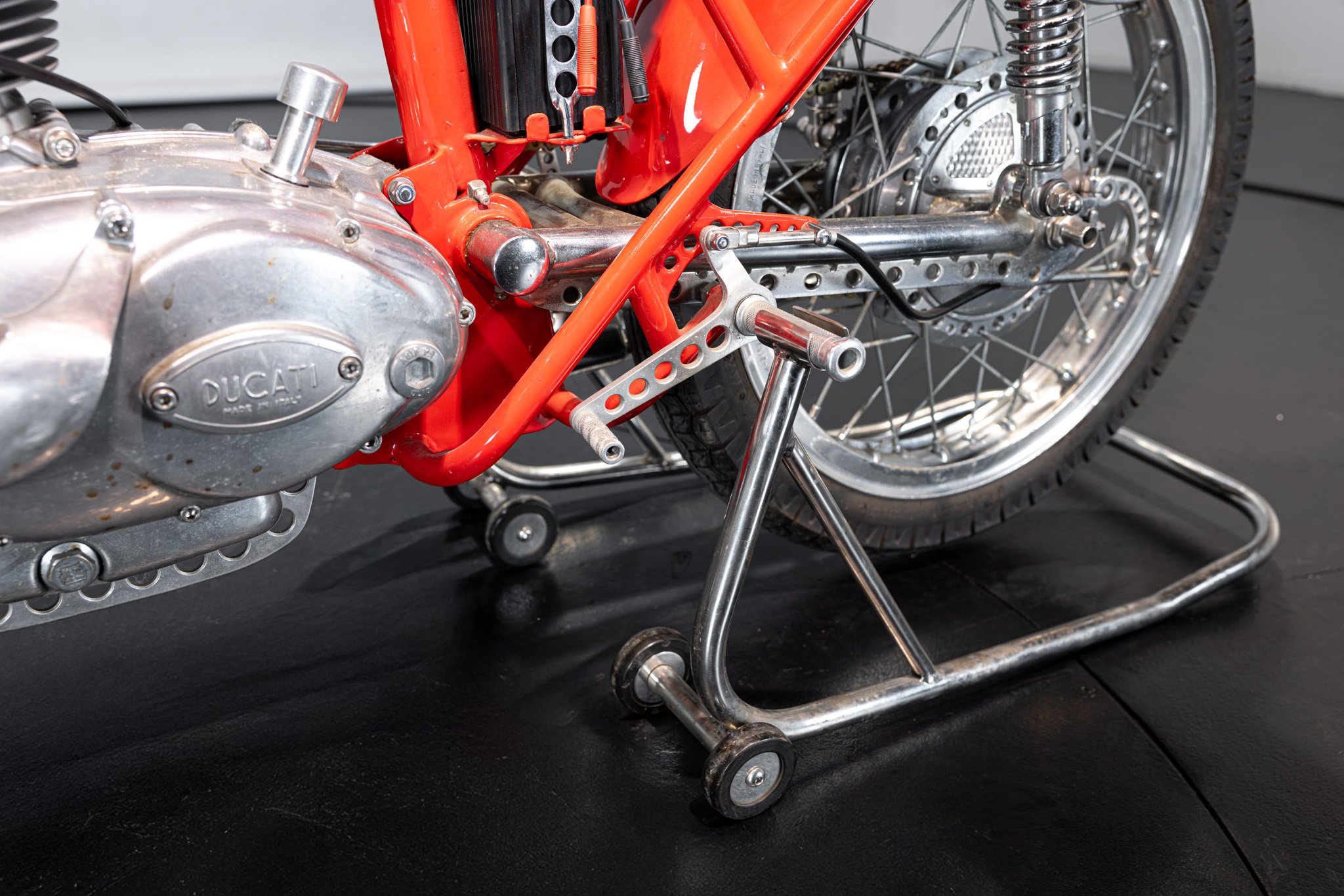 Ducati 125 GRAND SPORT 