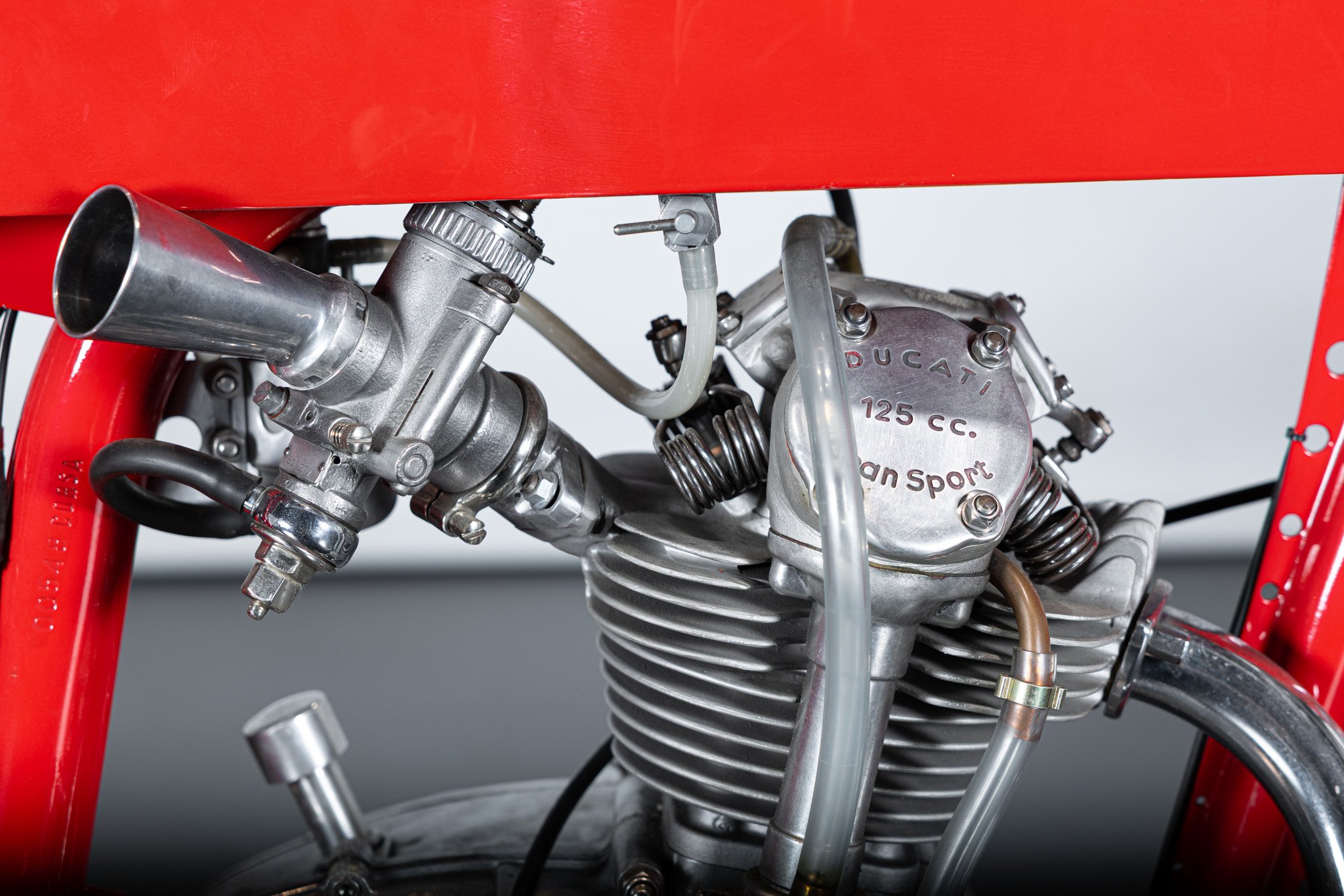 Ducati 125 GRAND SPORT 