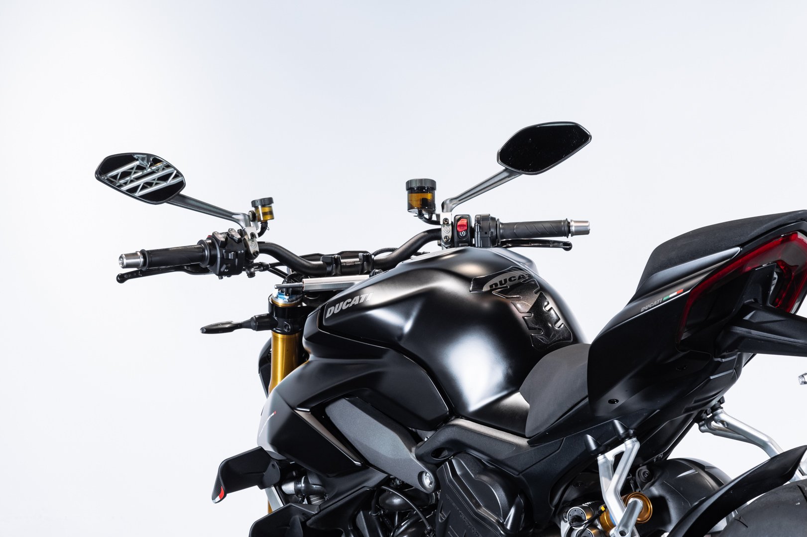 Ducati Ducati Streetfighter V4S 