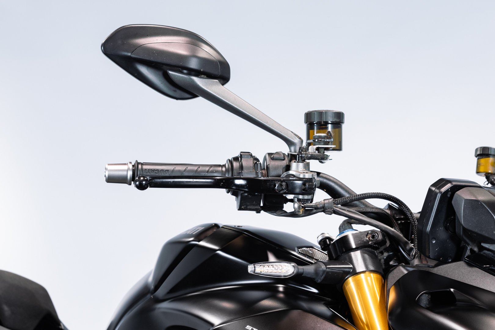 Ducati Ducati Streetfighter V4S 