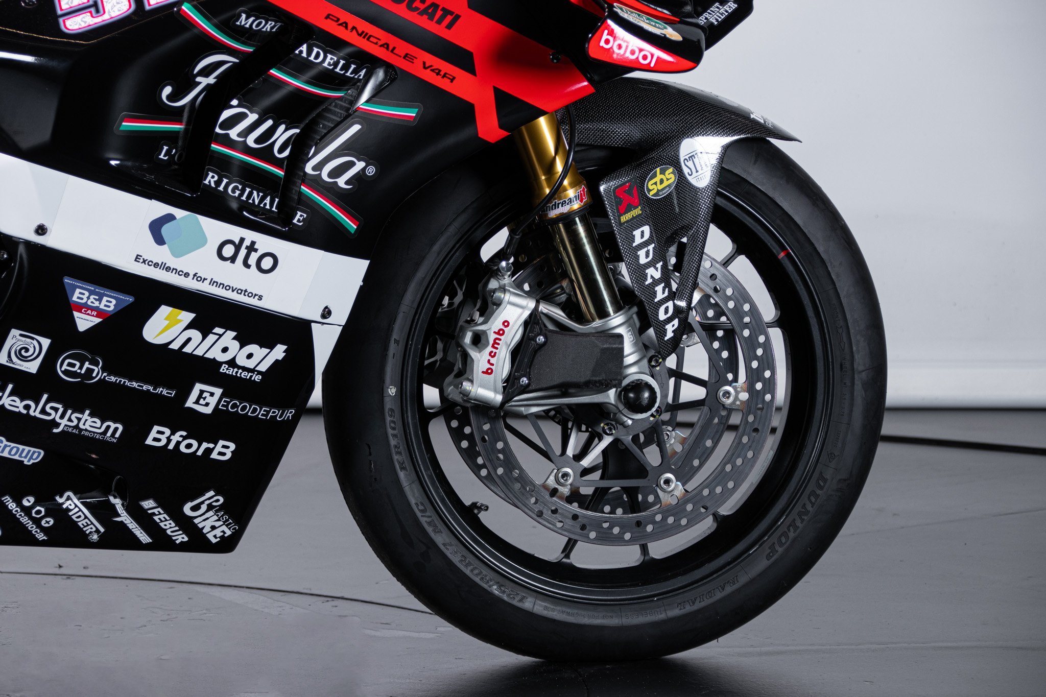 Ducati PANIGALE V4R SBK TEAM BARNI 