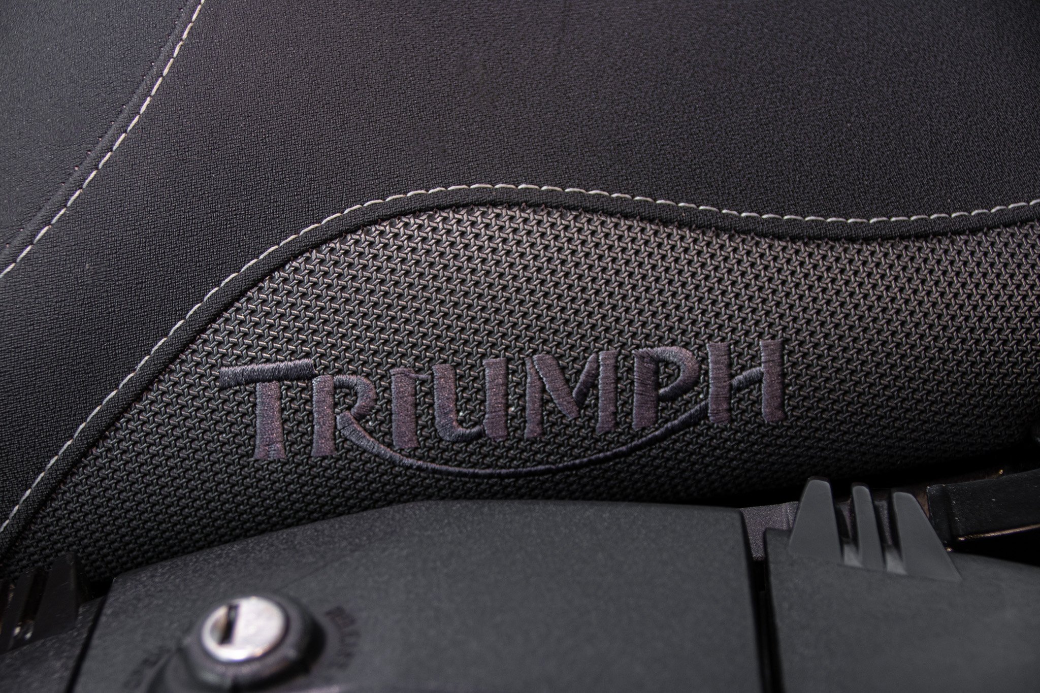 Triumph TIGER 1050 