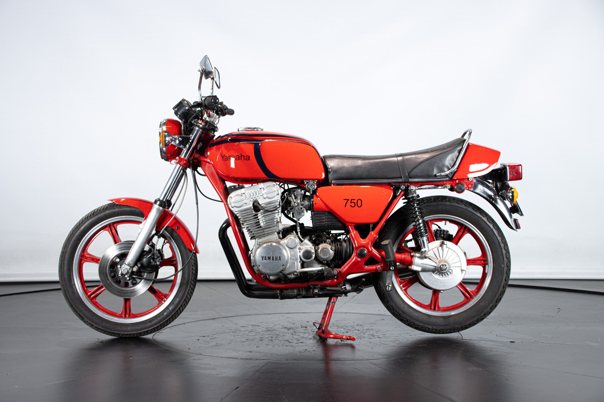 Yamaha XS 750 E 