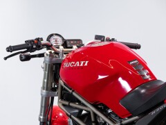 Ducati MONSTER 900 