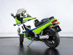 Kawasaki GPZ 600 R 