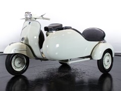 Piaggio Vespa GL 150 Sidecar 