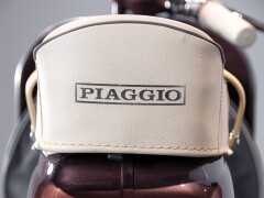 Piaggio VESPA 125 PRIMAVERA \"COCA-COLA\" 