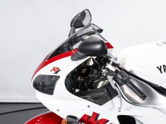 Yamaha YZF R1 