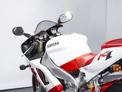 Yamaha YZF R1 