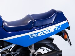 Suzuki GSXR 750                