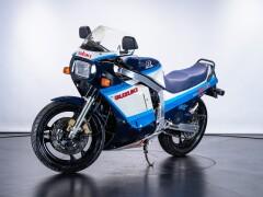 Suzuki GSXR 1100    