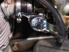 Triumph T160 TRIDENT 