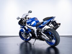 Yamaha R6 